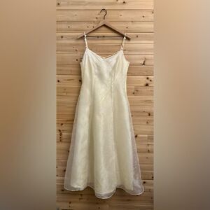 Vintage Zum Zum Niki Livas Size Medium Pale Daffodil Cross Back Floral Ball Gown